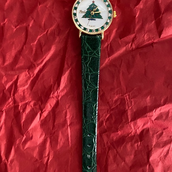Vintage Pearl Quartz Leather & Crystal Christmas Tree Watch main image 7